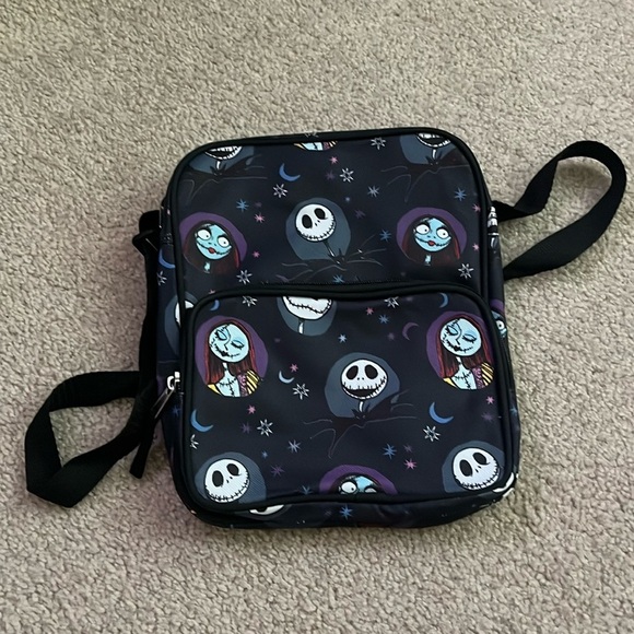 “Disney: Tim Burton Nightmare Before Christmas- Cross body bag” - Picture 1 of 9